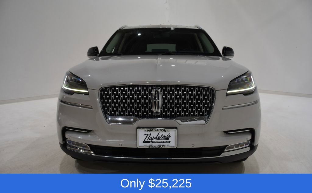 Used 2020 Lincoln Aviator Reserve w/ Elements Package Plus AWD/4WD image 2