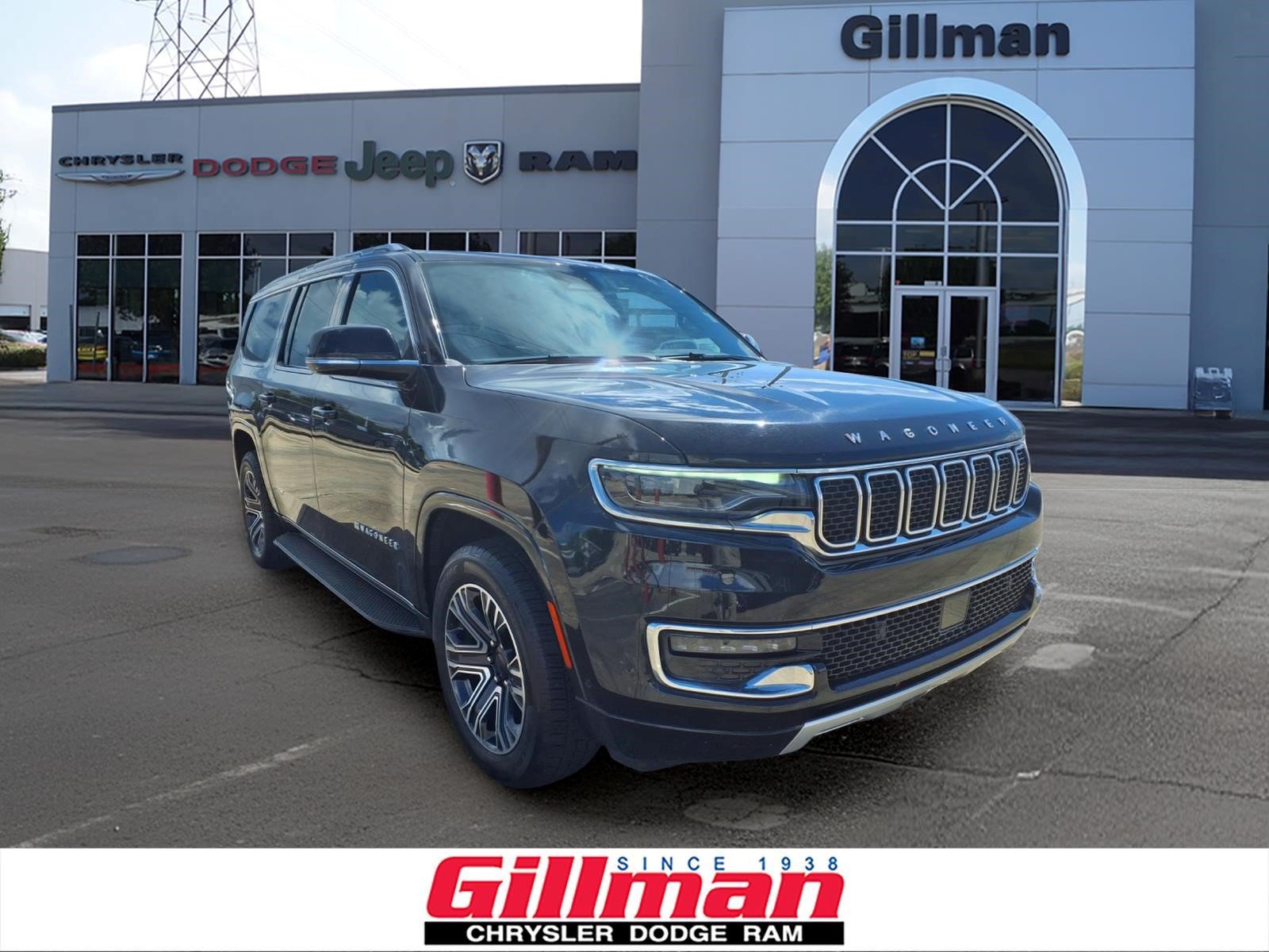 Used 2024 Jeep Wagoneer L Series II w/ Flexible Seating Group RWD image 1