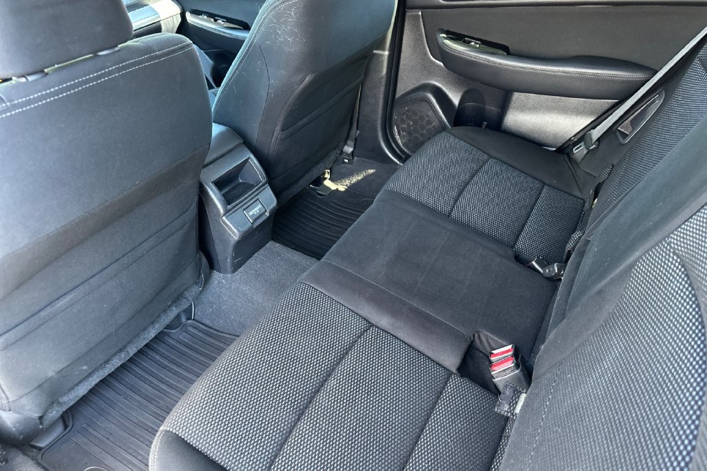Used 2018 Subaru Outback 2.5i Premium AWD/4WD image 17