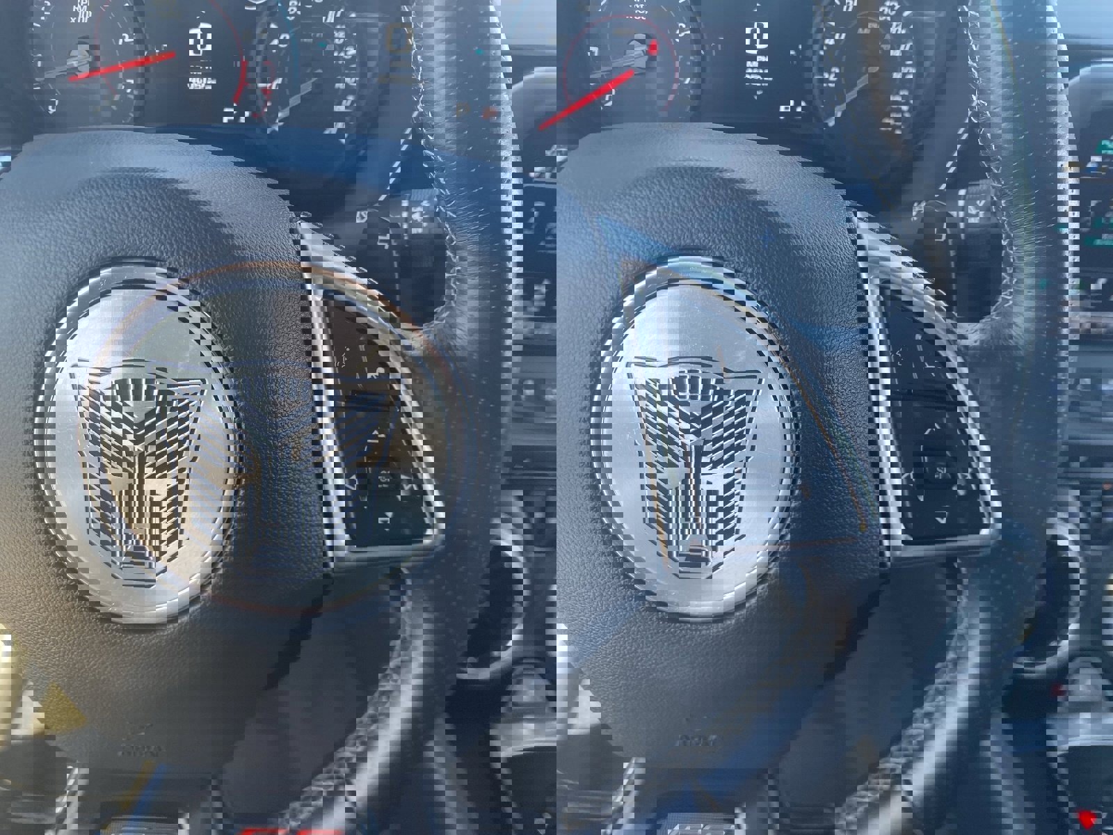 Used 2018 Chevrolet Camaro SS image 26