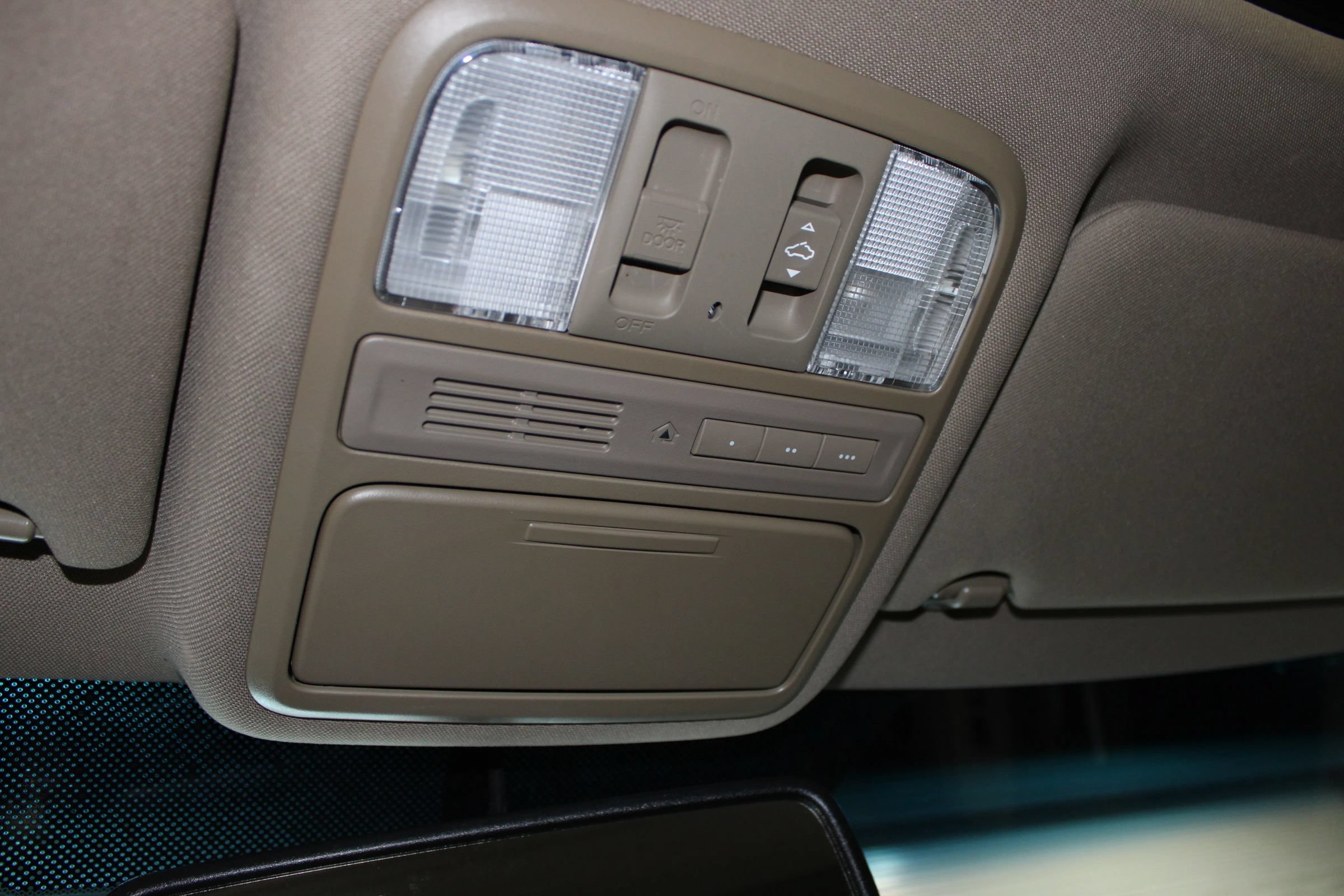 Used 2011 Honda Pilot EX-L image 19