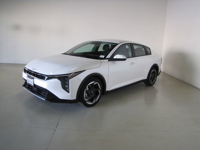 Used 2025 Kia K4 EX image 1