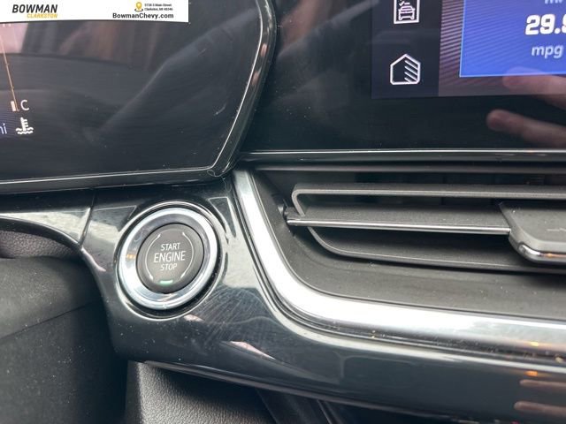 Used 2024 Chevrolet Trax ACTIV w/ Sunroof Package image 20