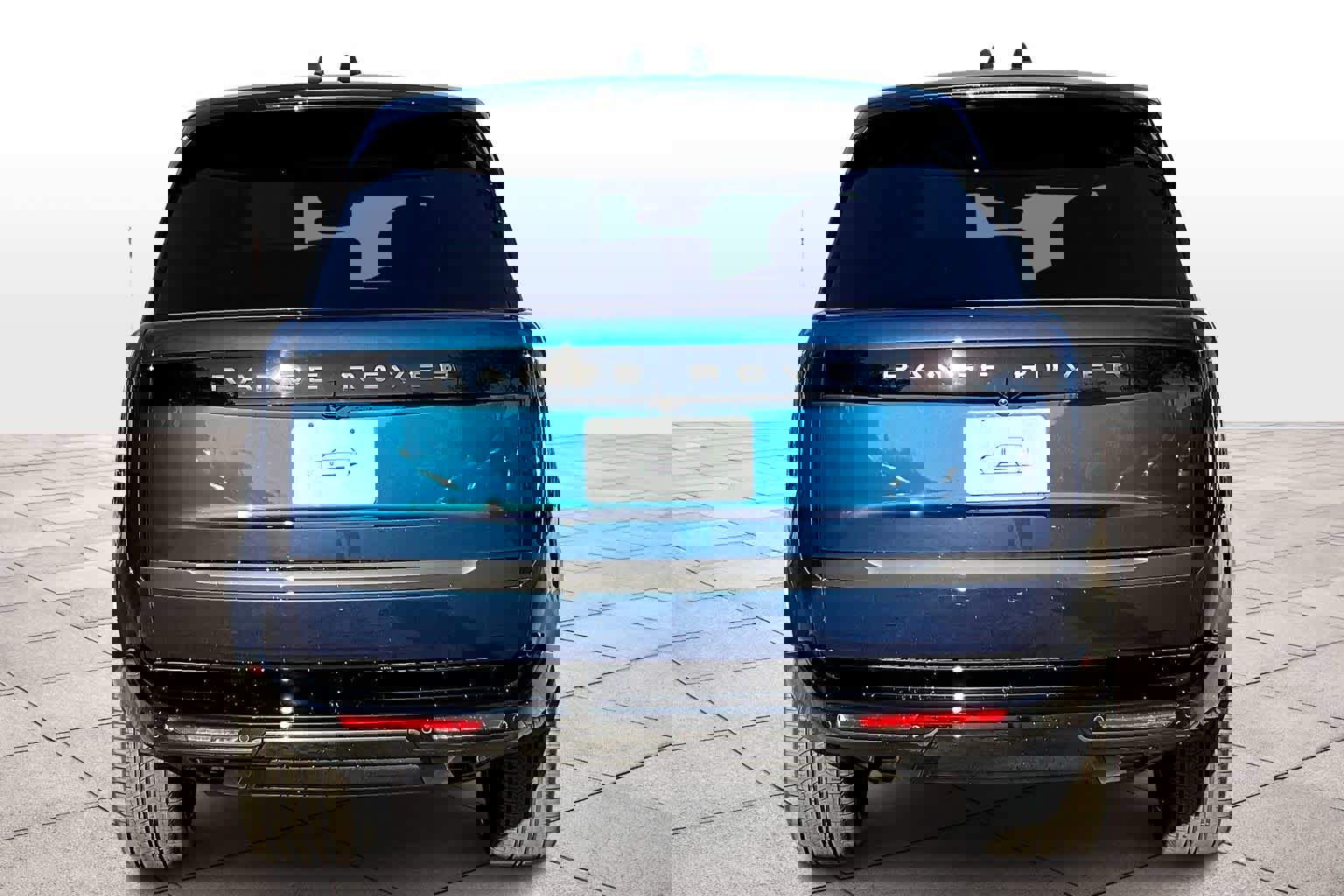 New 2025 Land Rover Range Rover Long Wheelbase SE image 6