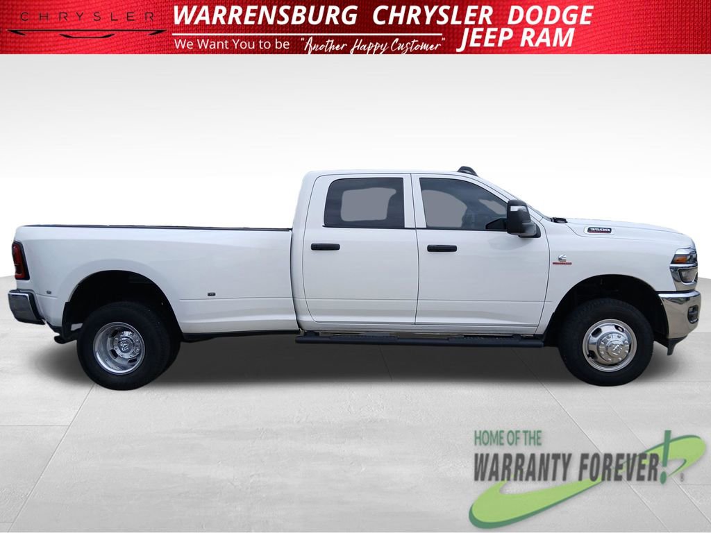 Used 2026 RAM 3500 Tradesman AWD/4WD image 2