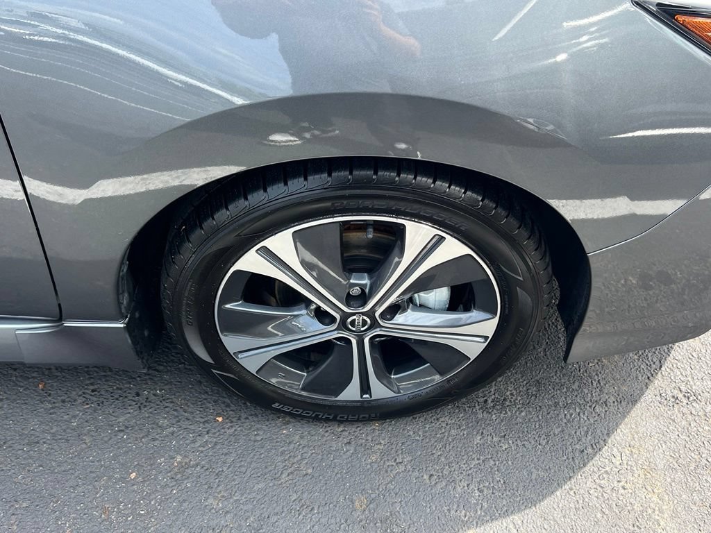 Used 2022 Nissan Leaf SV w/ SV Technology Package FWD image 6