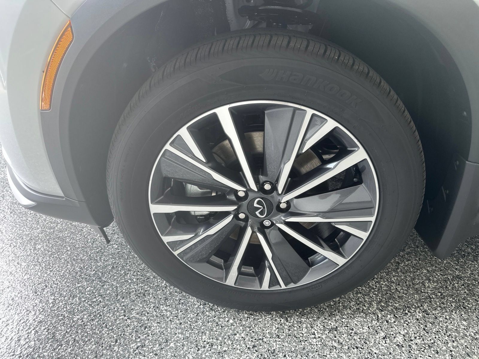 New 2027 INFINITI QX60 Luxe w/ Cargo Package AWD/4WD image 29