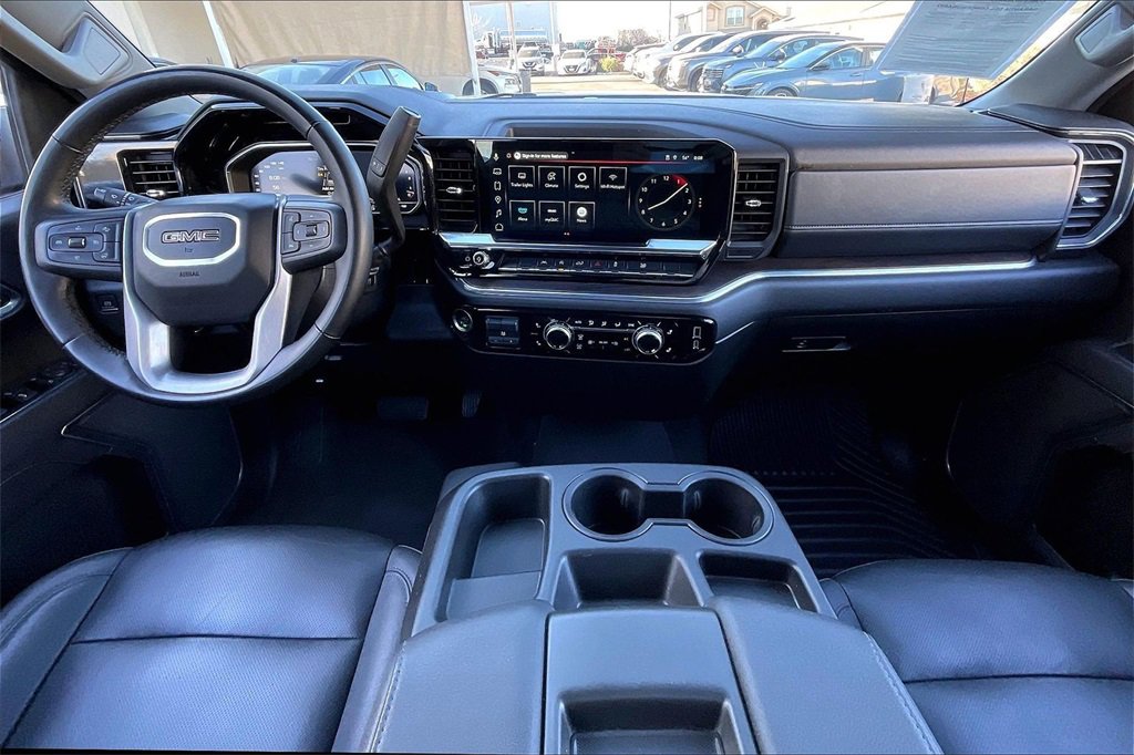 Used 2025 GMC Sierra 1500 SLT image 16