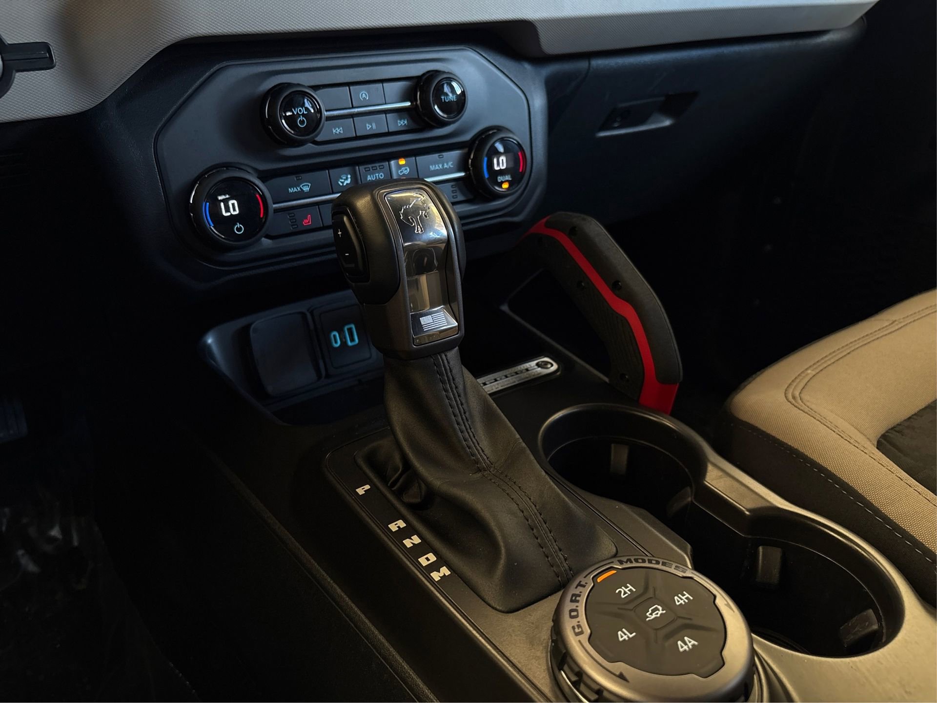 Used 2023 Ford Bronco Wildtrak image 29