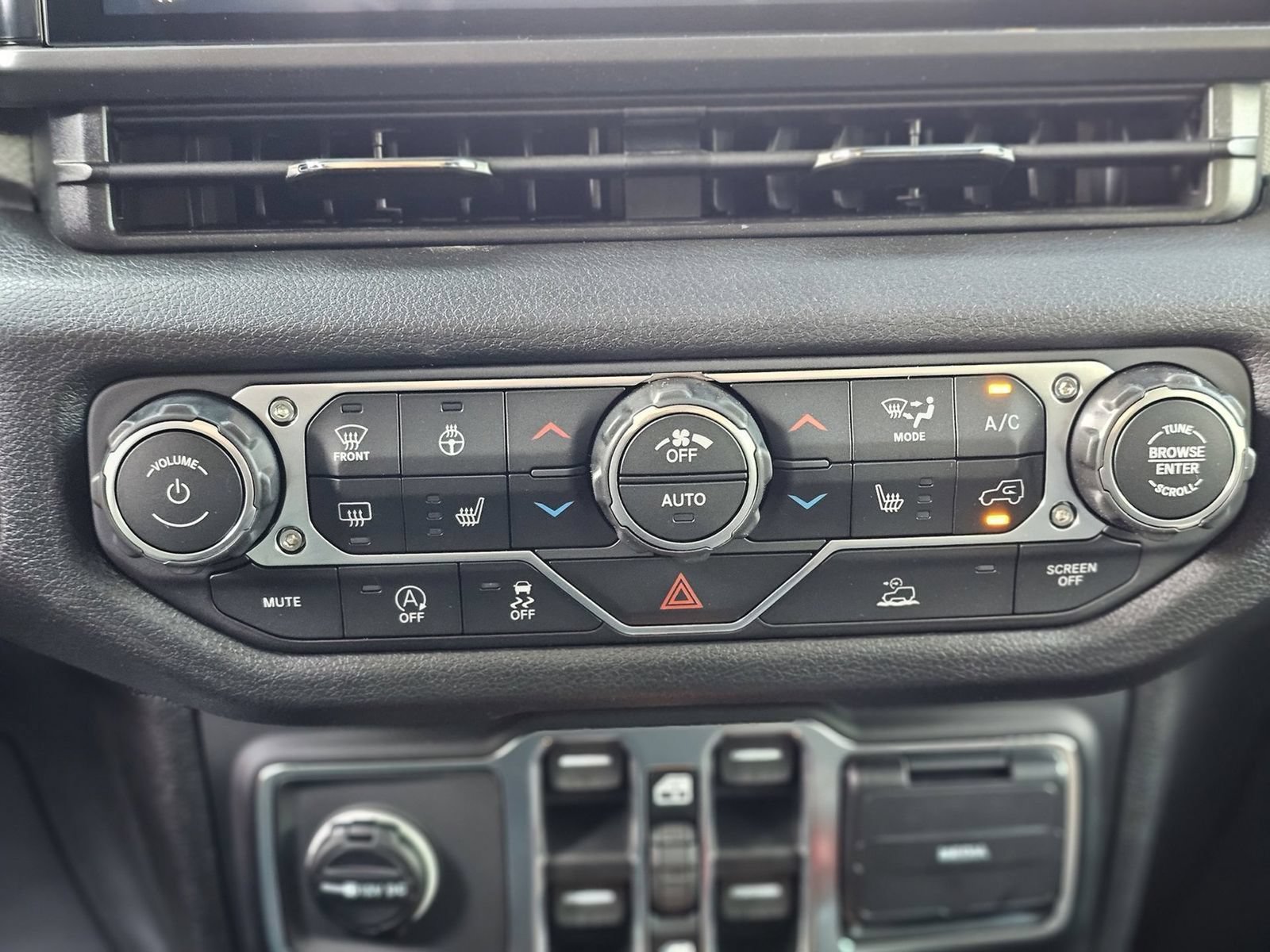 New 2026 Jeep Wrangler Unlimited Sport AWD/4WD image 19