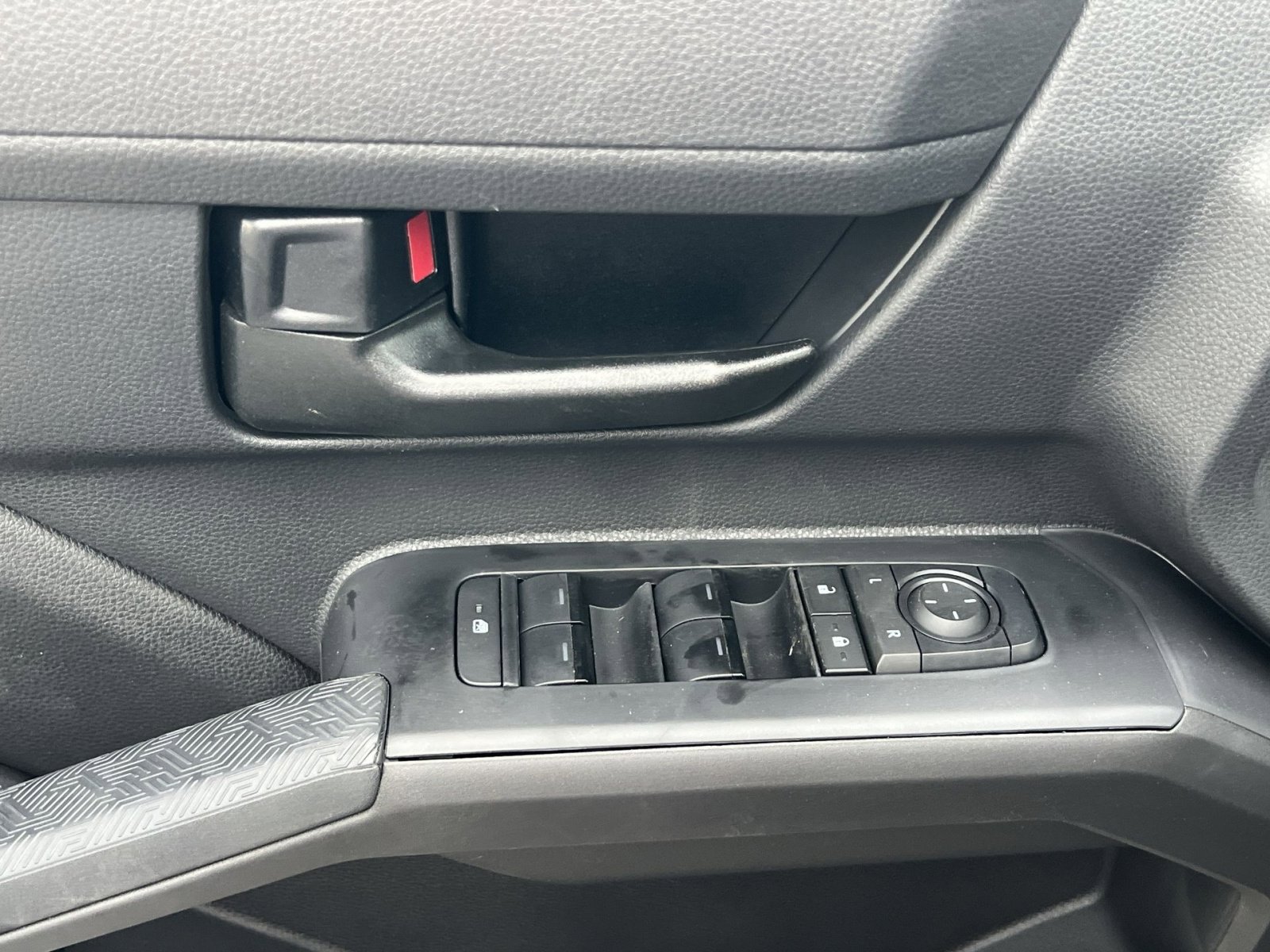 New 2026 Toyota Tacoma SR5 image 11