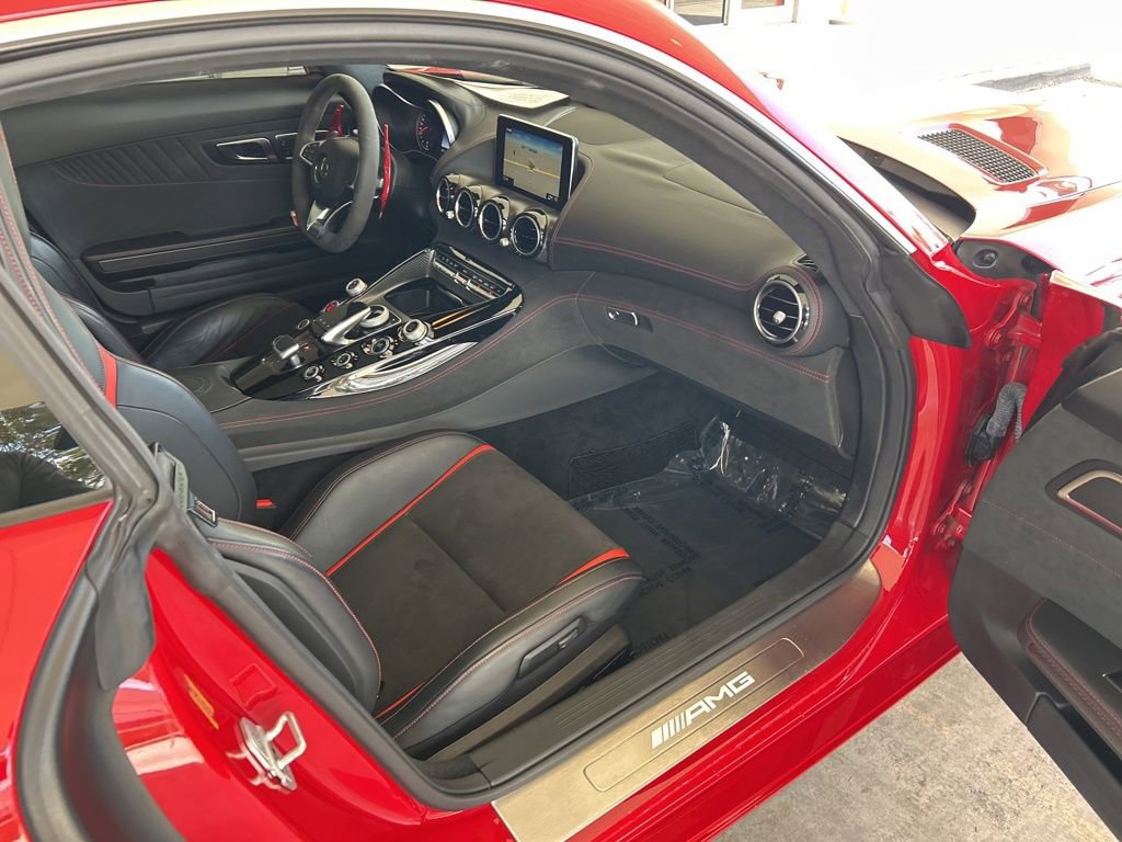 Used 2017 Mercedes-Benz AMG GT S image 26