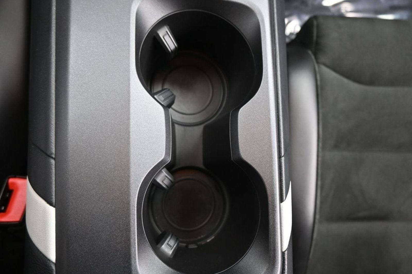 Used 2020 Ford Mustang Shelby GT500 w/ Technology Package RWD image 11