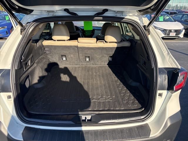 Used 2023 Subaru Outback Limited image 15