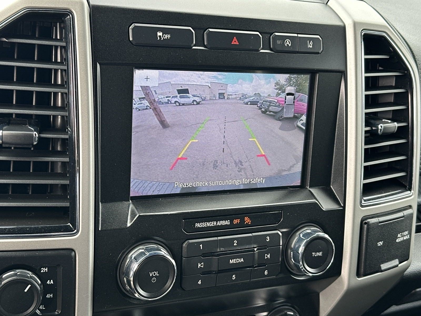 Used 2020 Ford F150 Lariat AWD/4WD image 23