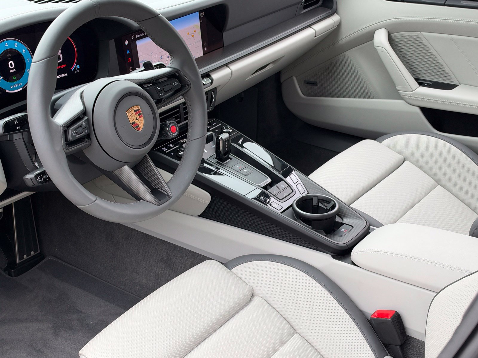 Certified 2025 Porsche 911 Carrera 4 GTS AWD/4WD image 4