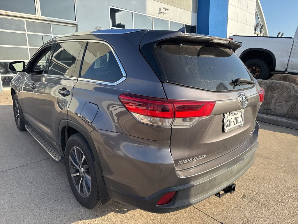 Used 2019 Toyota Highlander XLE image 7