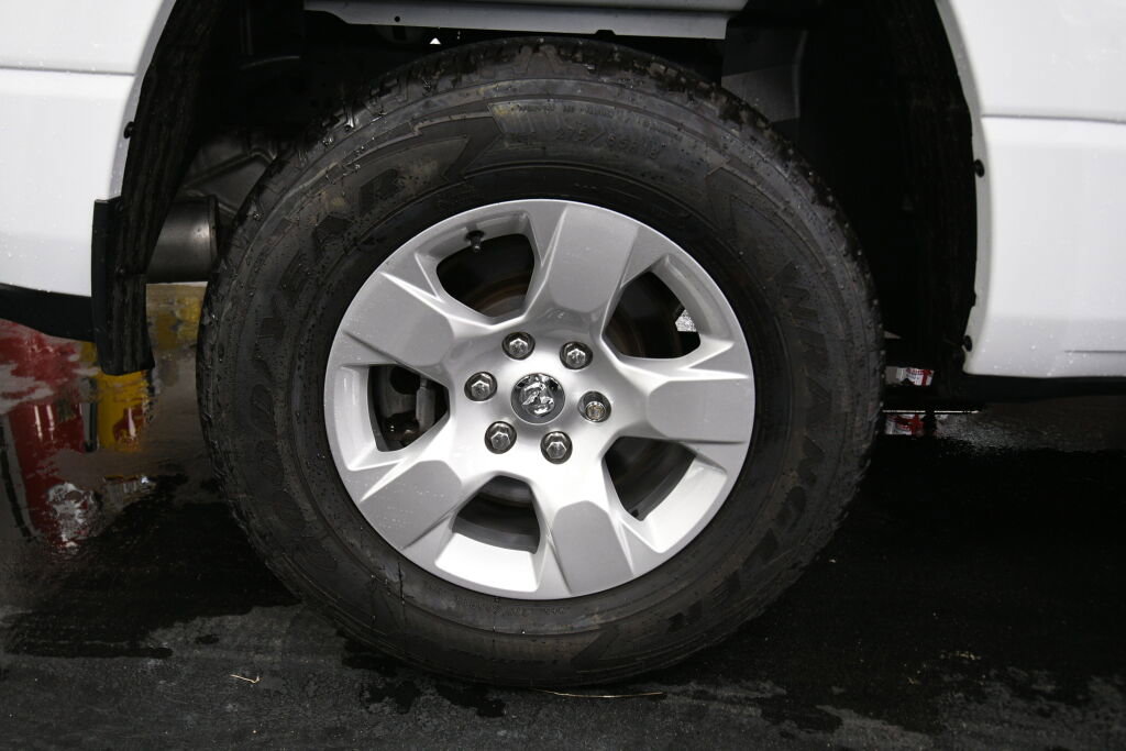 Used 2020 RAM 1500 Big Horn image 28