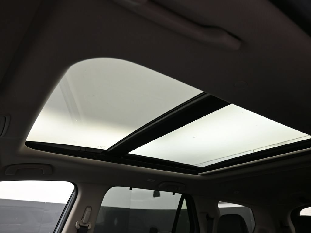 New 2025 Honda Pilot Touring image 40
