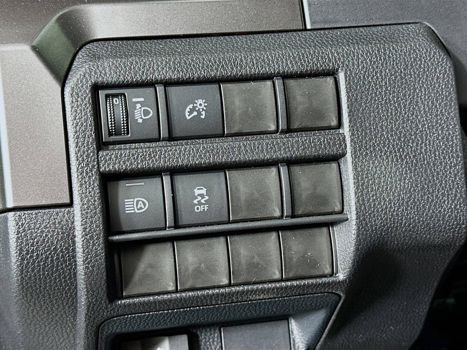 New 2025 Toyota Tacoma SR5 image 10