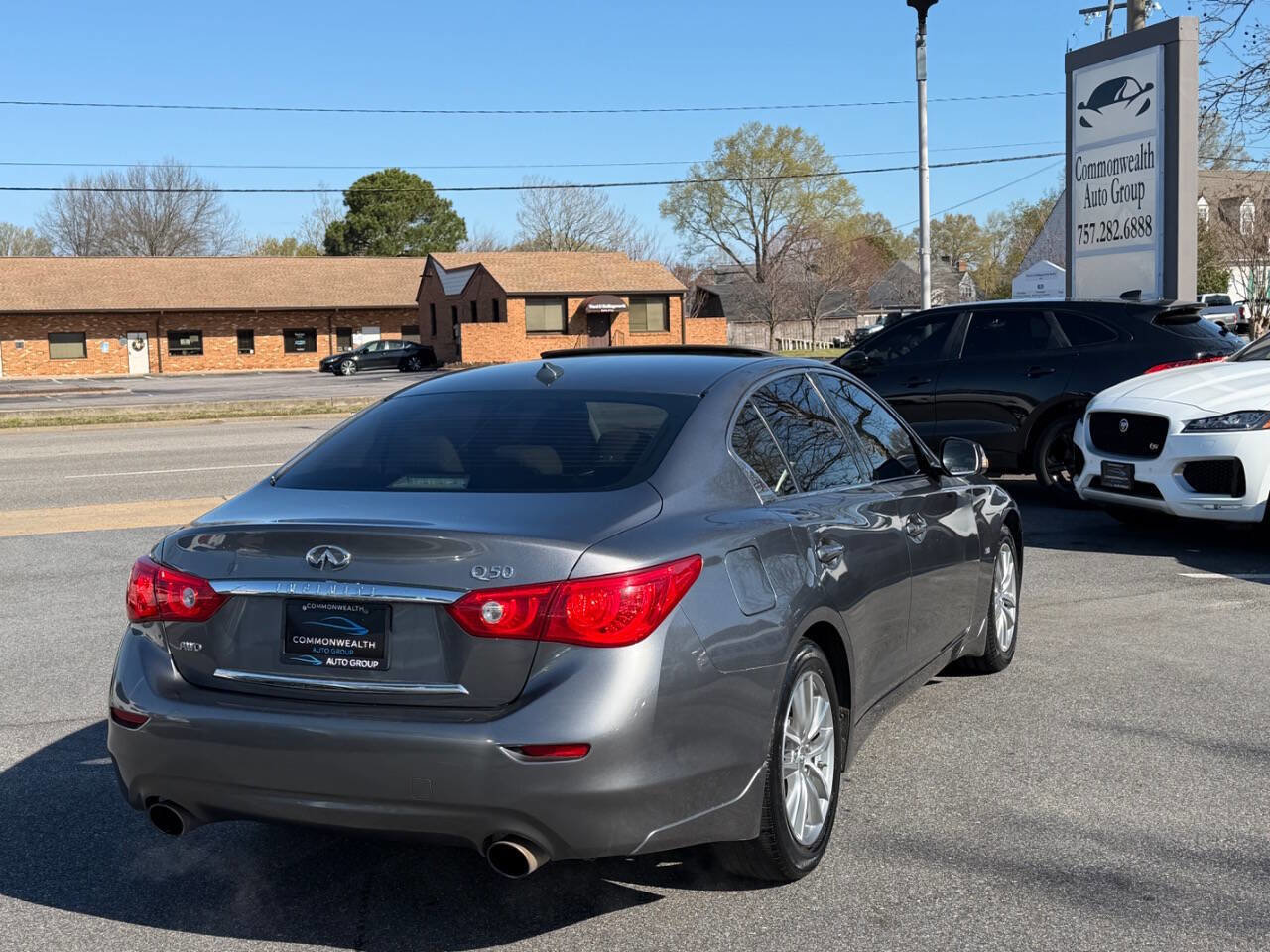 Used 2014 INFINITI Q50 Premium w/ Navigation Package AWD/4WD image 8
