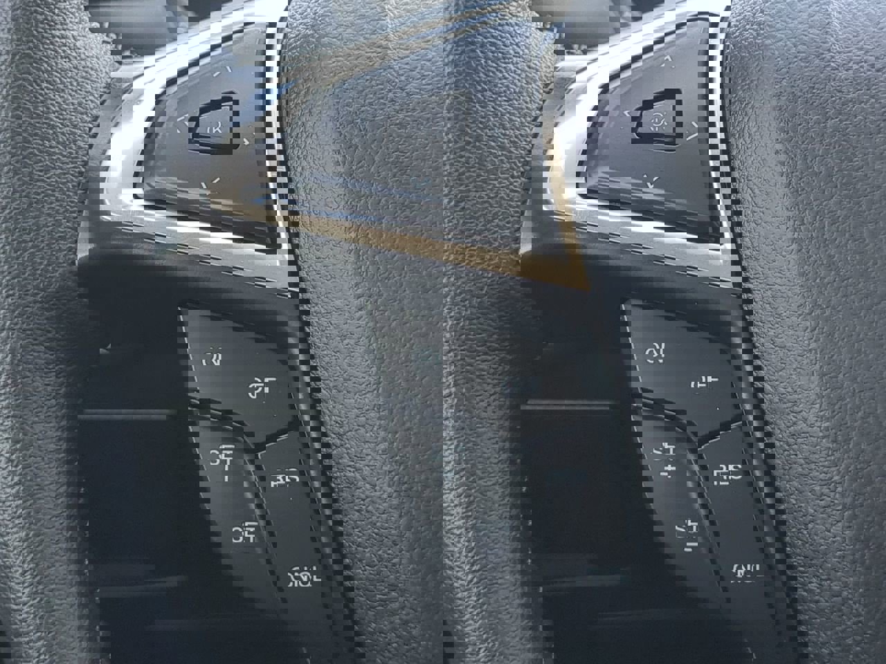 Certified 2024 Ford Edge SEL w/ Convenience Package AWD/4WD image 23