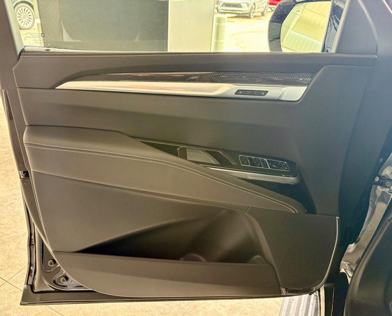 New 2026 Cadillac Escalade V image 21