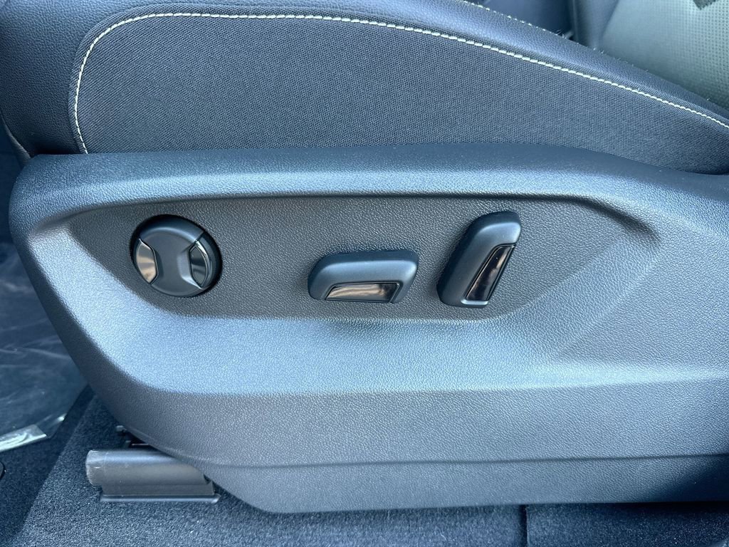 New 2026 Volkswagen Atlas SE image 38