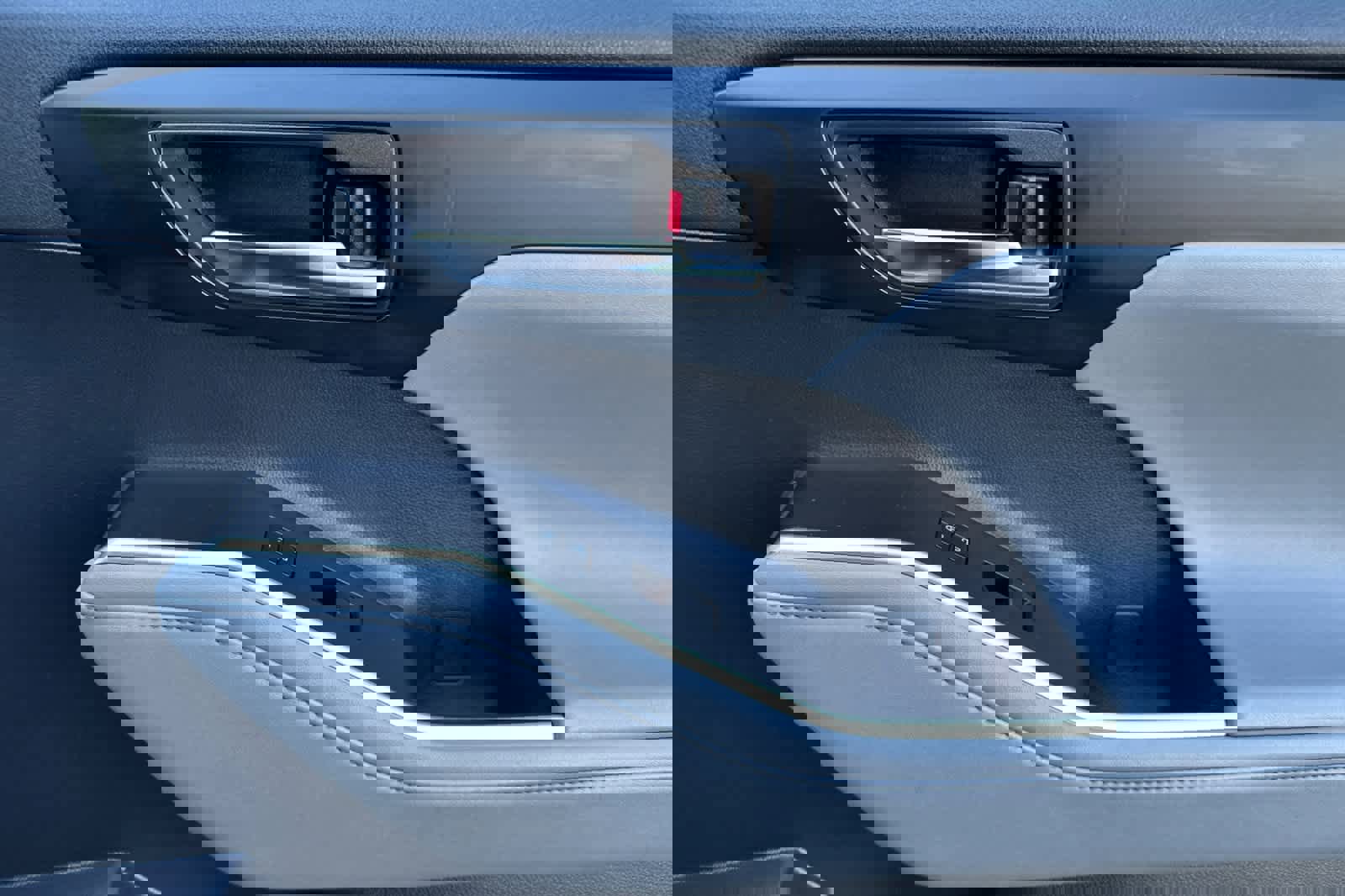 Used 2023 Toyota Highlander XLE image 20