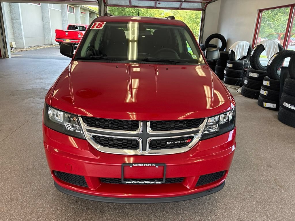 Used 2018 Dodge Journey SE FWD image 2