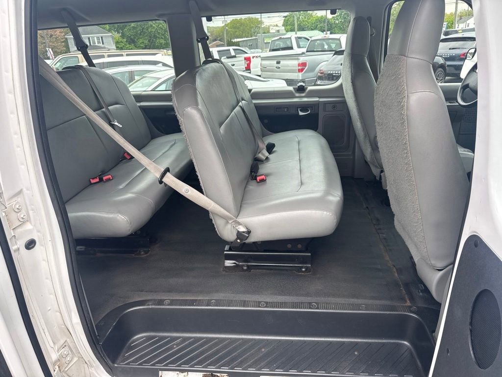 Used 2014 Ford E-350 and Econoline 350 XL w/ Power Windows & Locks Group RWD image 35