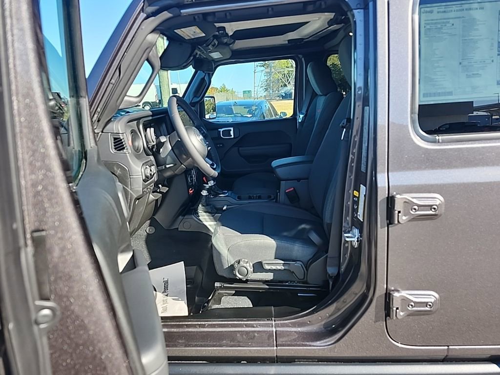 New 2026 Jeep Wrangler Unlimited Rubicon AWD/4WD image 19