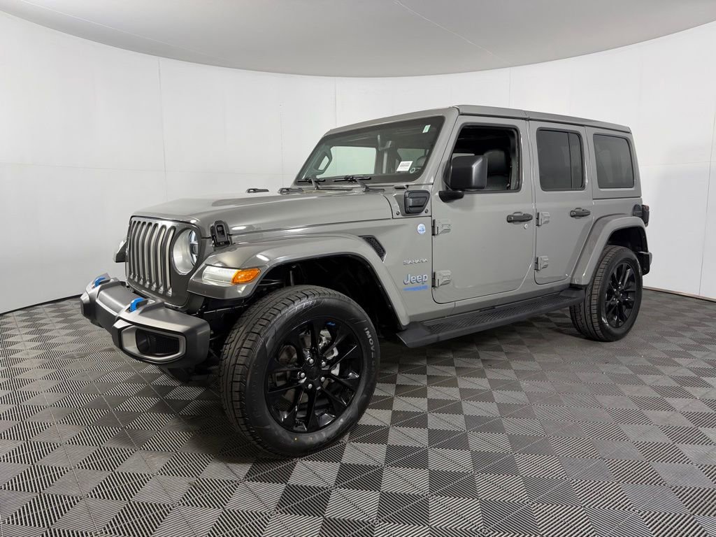 Used 2022 Jeep Wrangler Unlimited Sahara w/ Cold Weather Group image 3
