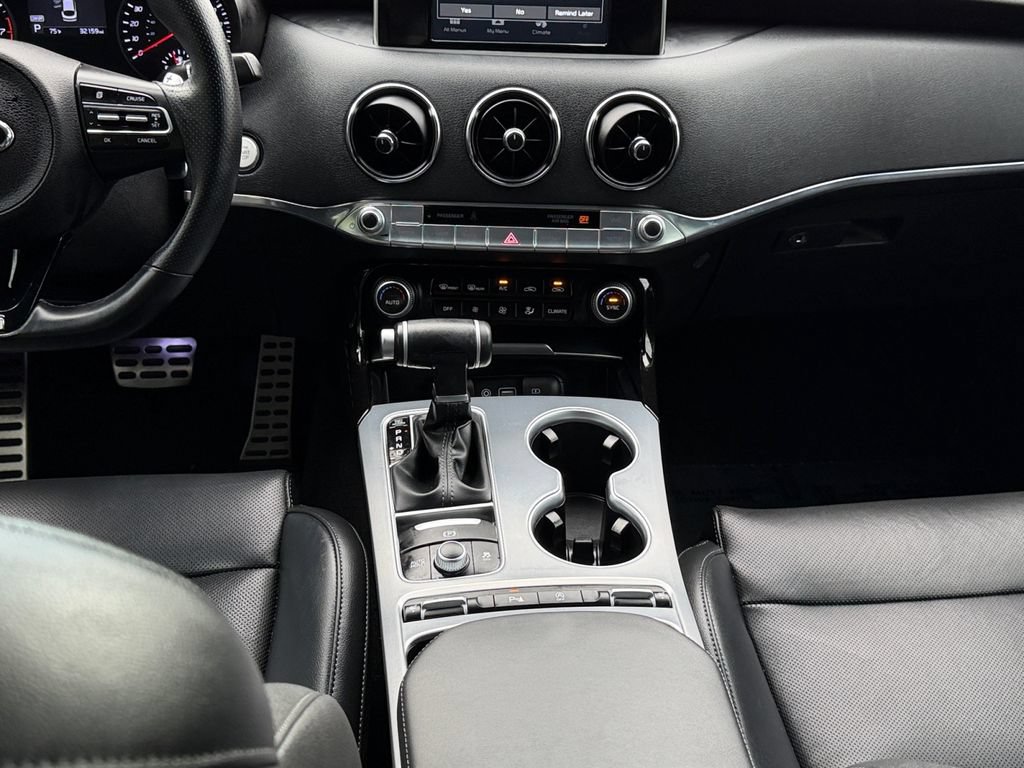 Used 2019 Kia Stinger GT RWD image 14