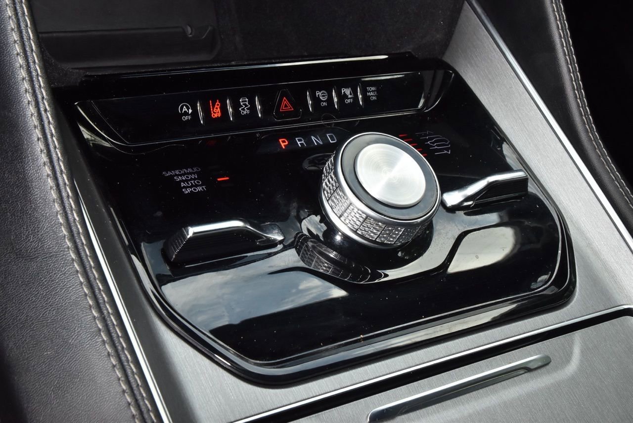 Used 2024 Jeep Wagoneer Series II w/ Convenience Group I image 31