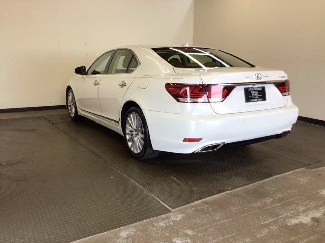 Used 2013 Lexus LS 460 w/ Comfort Pkg RWD image 4