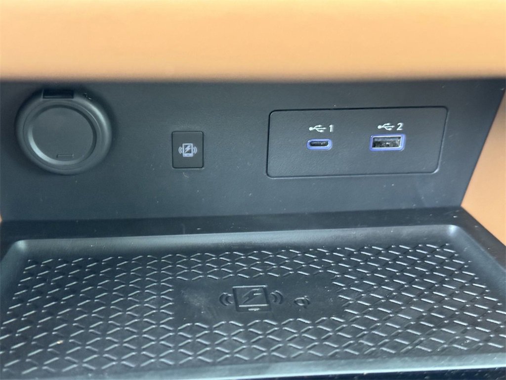 New 2025 Nissan Pathfinder Platinum w/ Lighting Package (N93) image 24