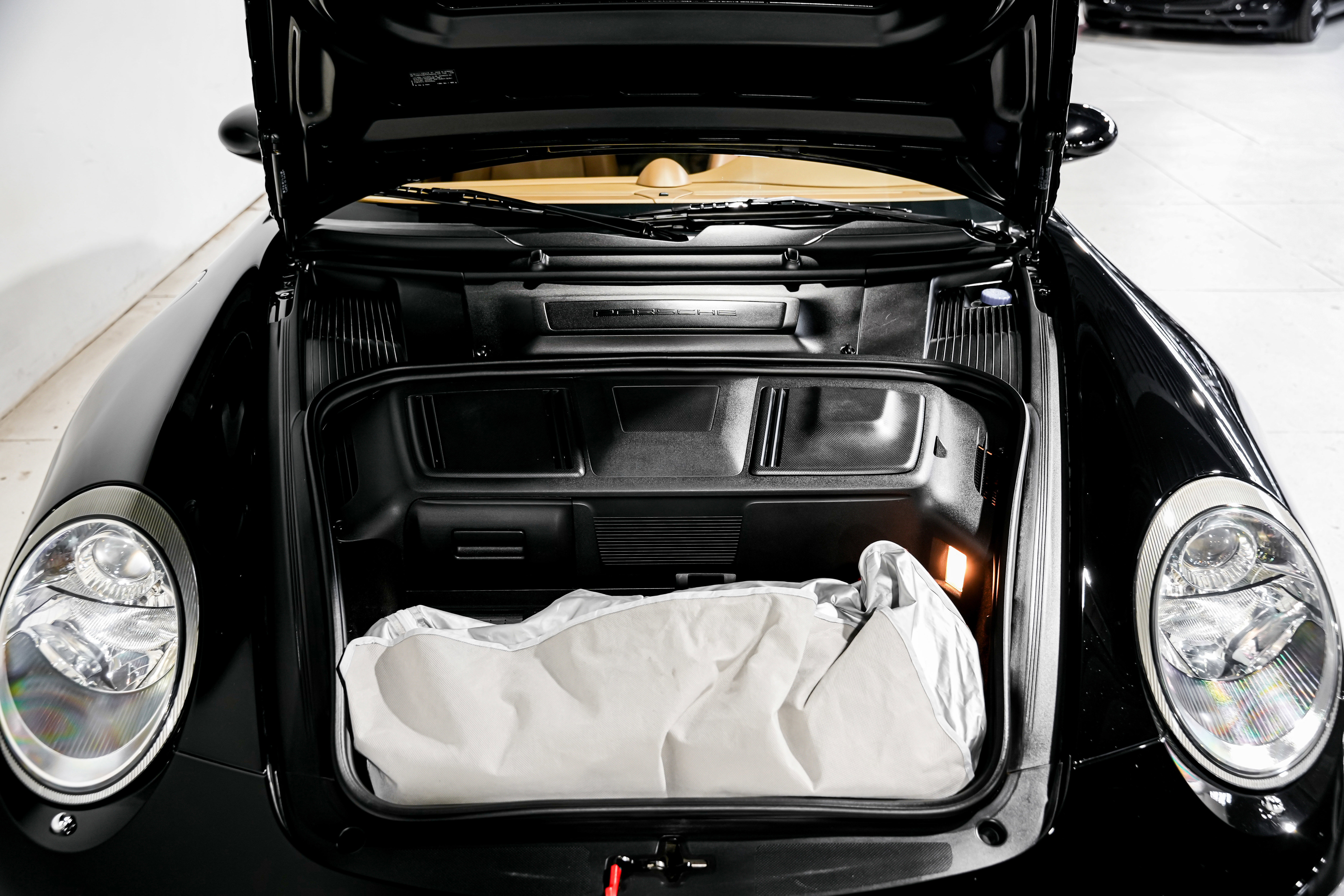 Used 2008 Porsche 911 Carrera 4S image 41