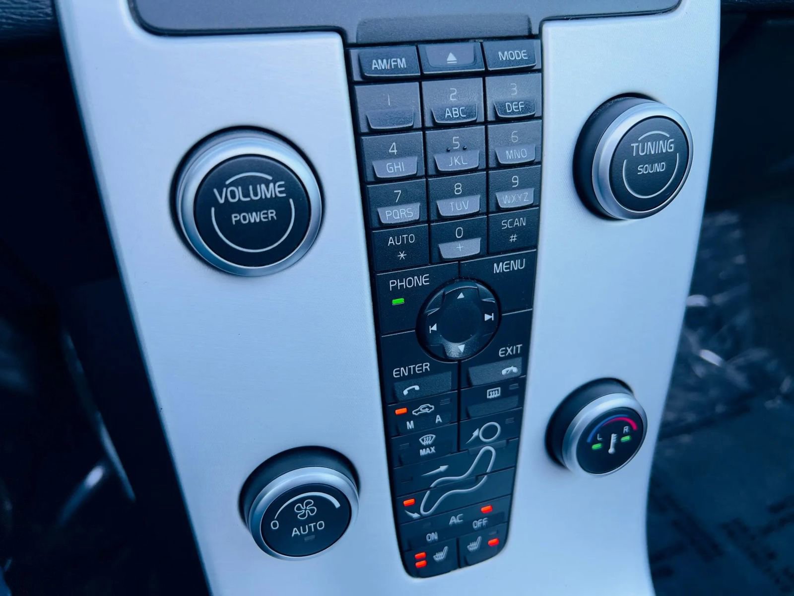 Used 2013 Volvo C70 T5 image 38