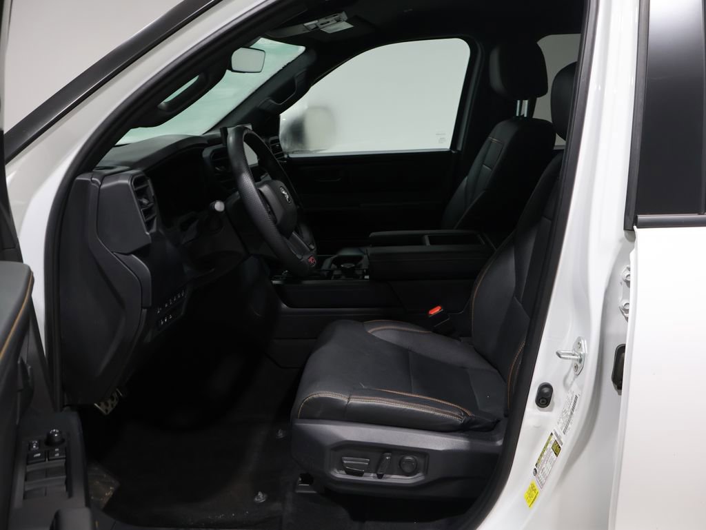 Used 2025 Toyota Tundra SR5 image 9