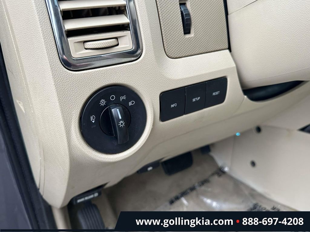 Used 2010 Ford Escape Limited image 22