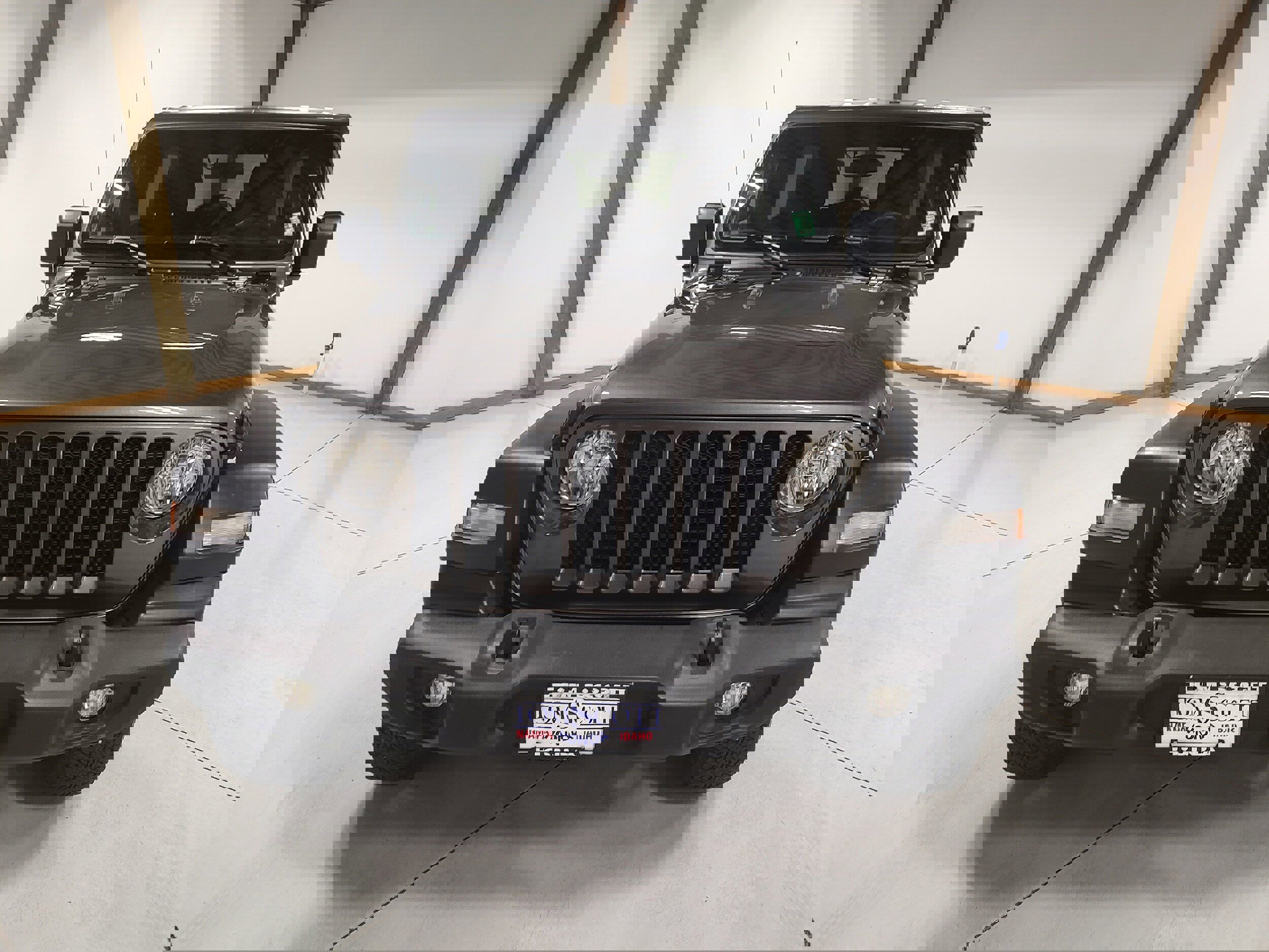 Used 2020 Jeep Wrangler Unlimited Sport image 3