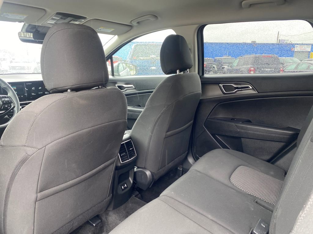 Used 2026 Kia Sportage LX AWD/4WD image 14
