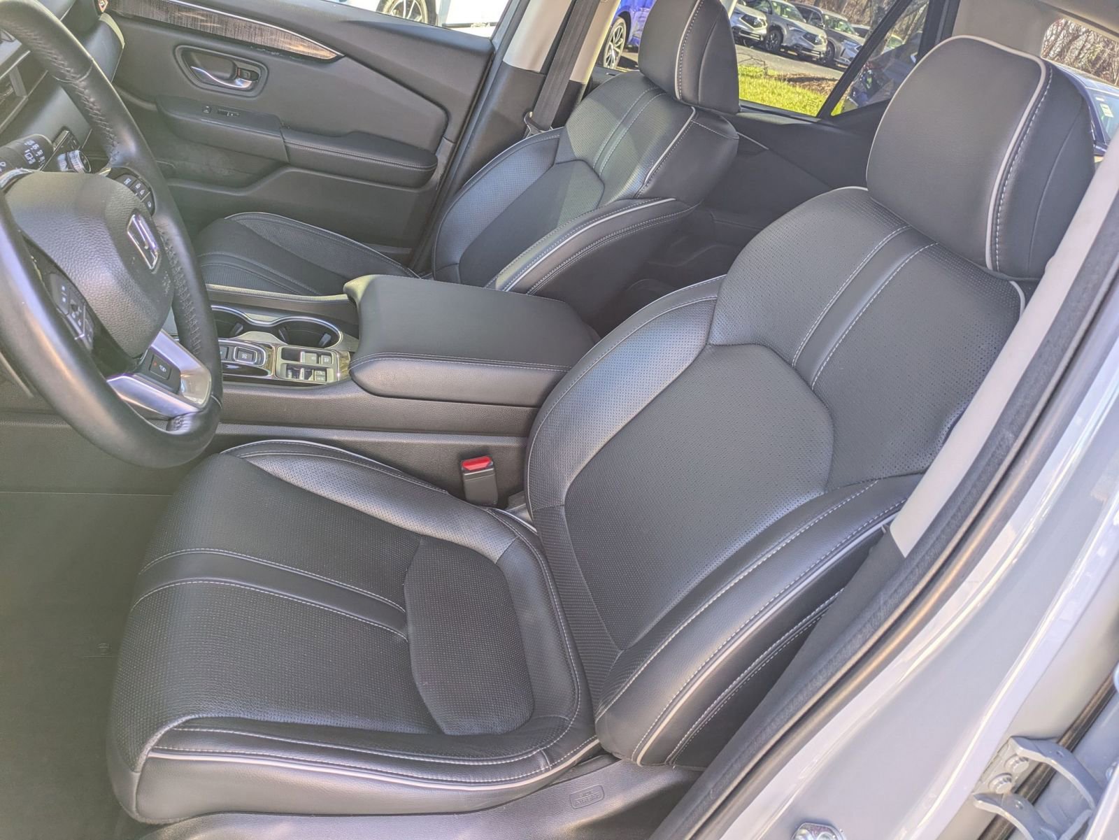 Used 2023 Honda Pilot Elite image 19