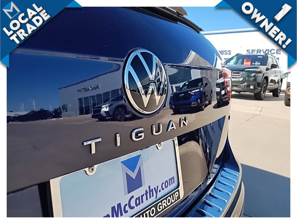 Used 2023 Volkswagen Tiguan SE w/ Panoramic Sunroof Package AWD/4WD image 10