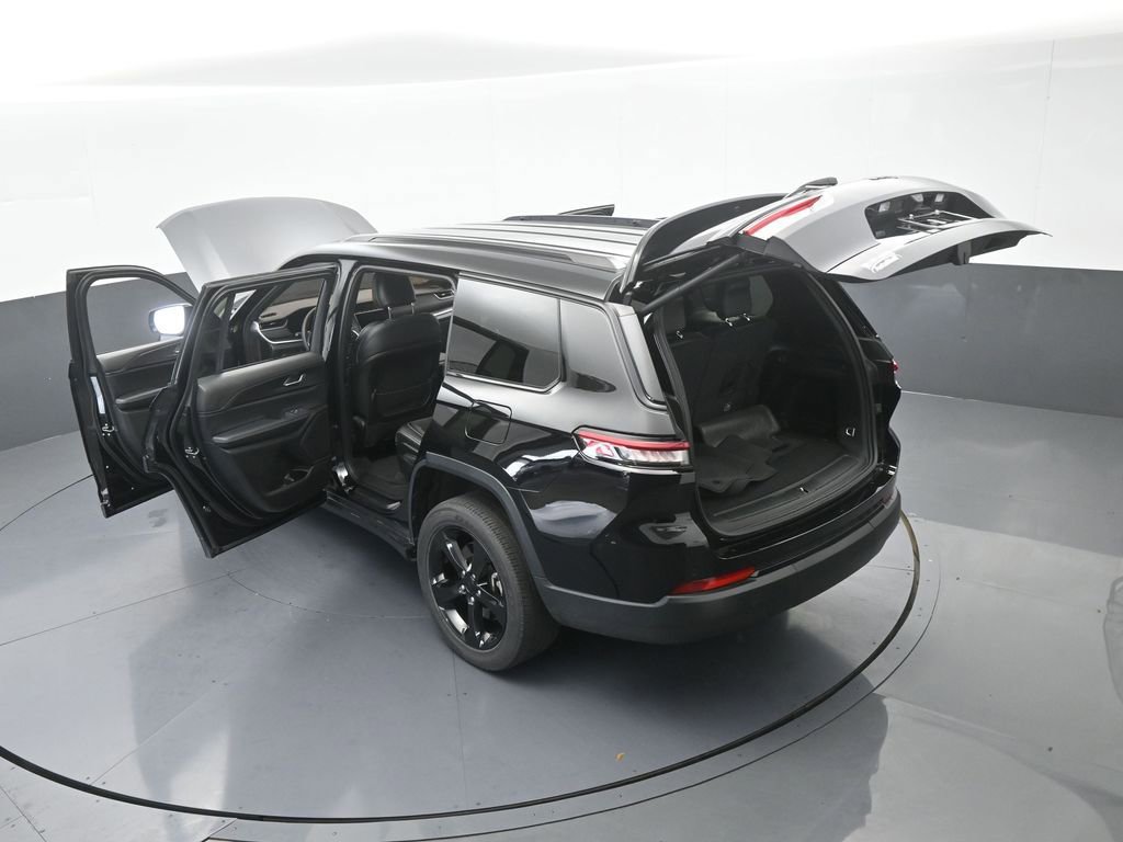 Used 2023 Jeep Grand Cherokee L Laredo image 63