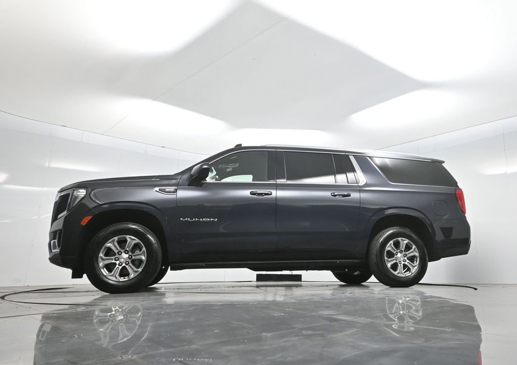 Used 2023 GMC Yukon XL SLE RWD image 7