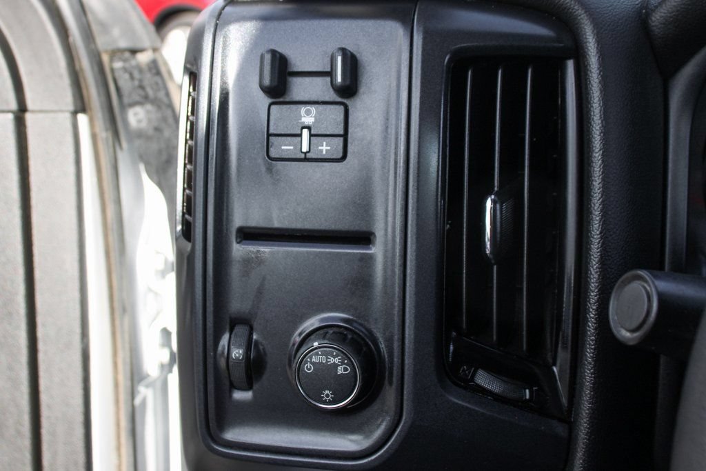 Used 2017 Chevrolet Silverado 2500 W/T RWD image 19