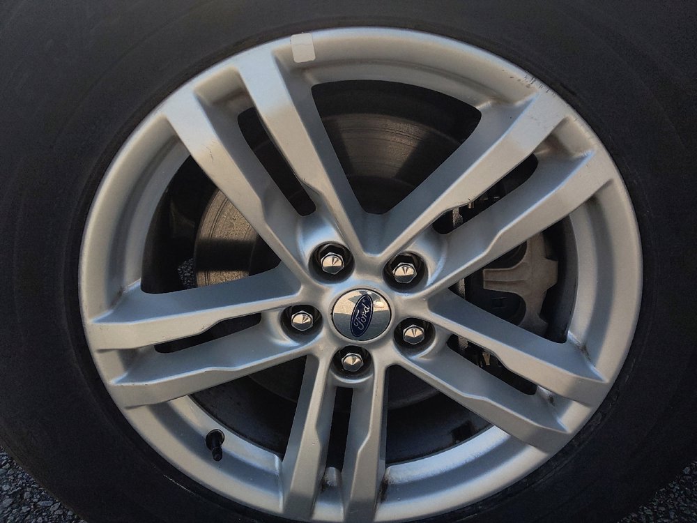 Used 2022 Ford Explorer XLT image 31