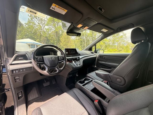 Used 2025 Honda Odyssey Sport-L image 15